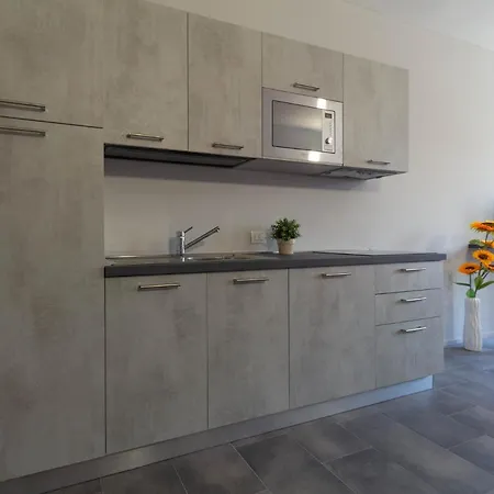 Girasole - Affitti Brevi Italia * ليكو
